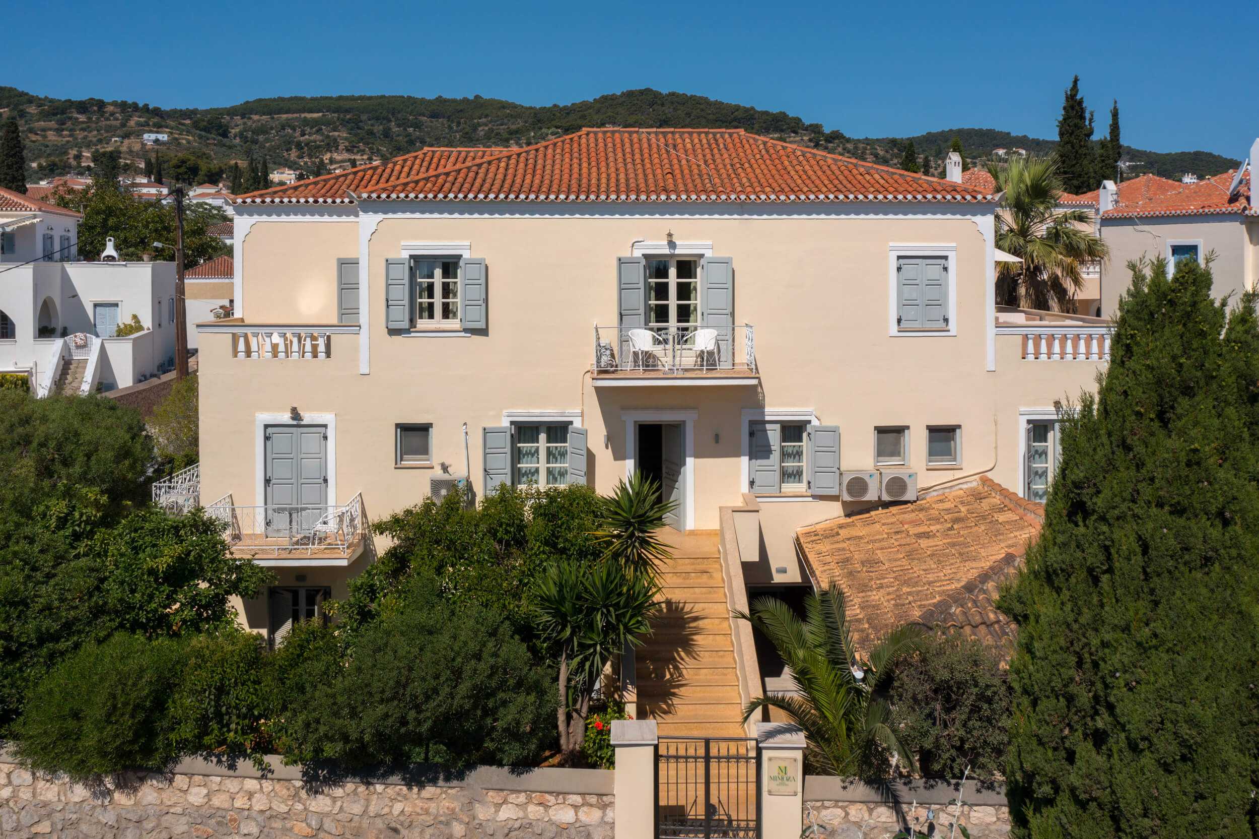 Mimoza Hotel — a welcome view in Spetses