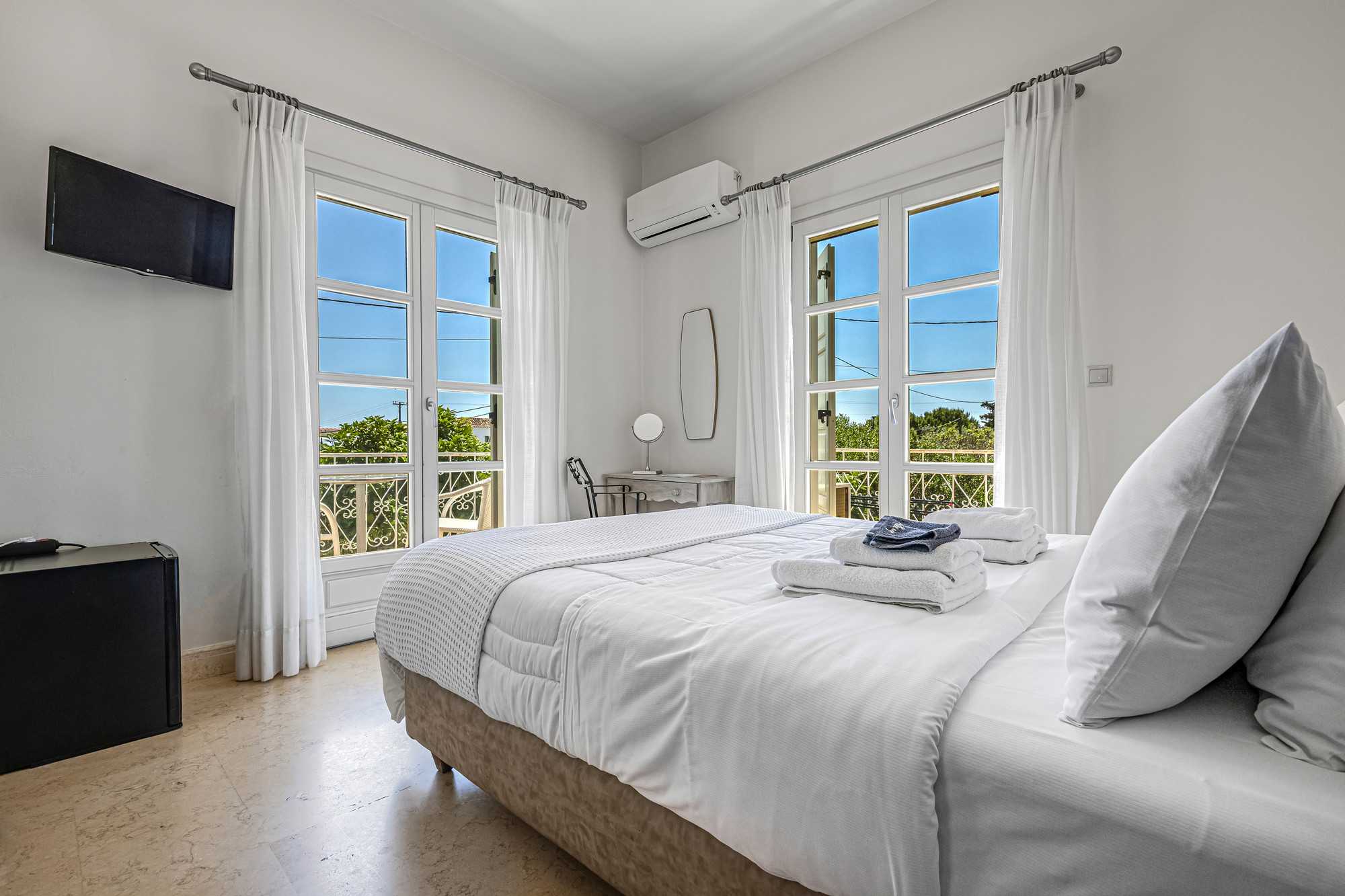 Superior Double or Twin Room — With balcony