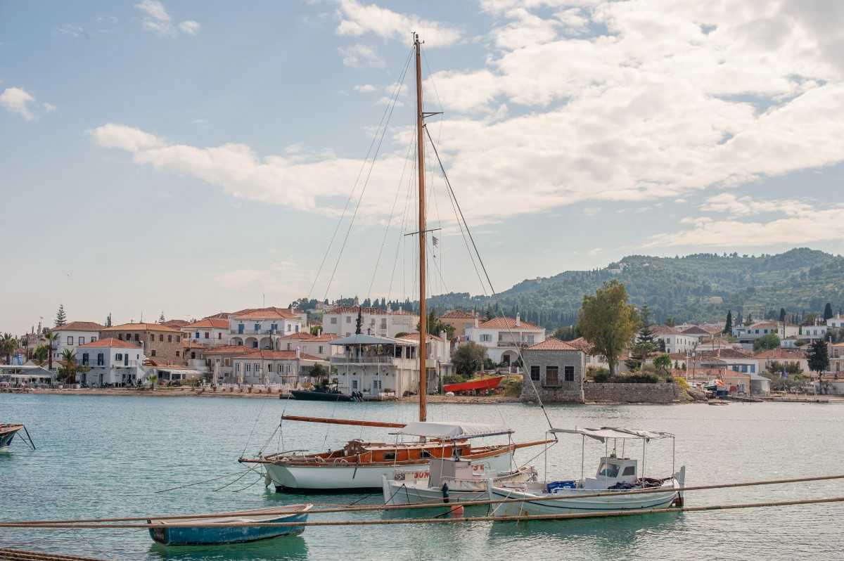 Στιγμιότυπο από τις Σπέτσες